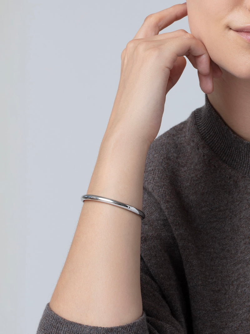 Remi Bangle in Silver
