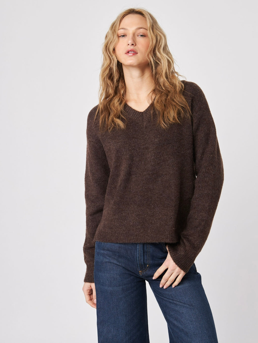 Charlie V Neck Sweater in Chocolate