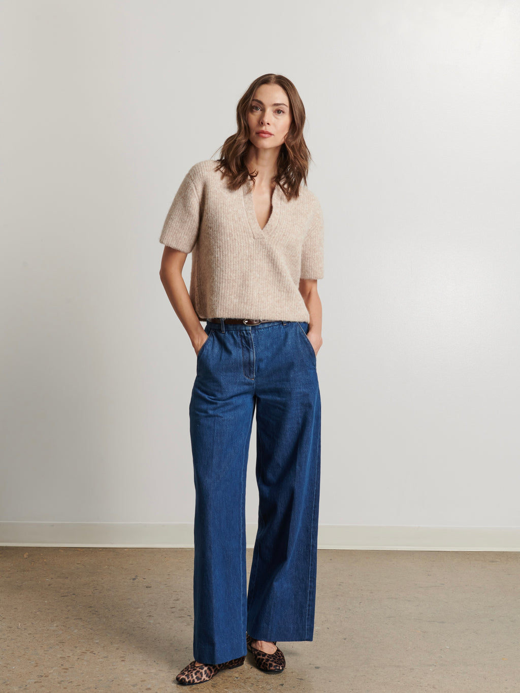 Joni Short Sleeve Collar Knit