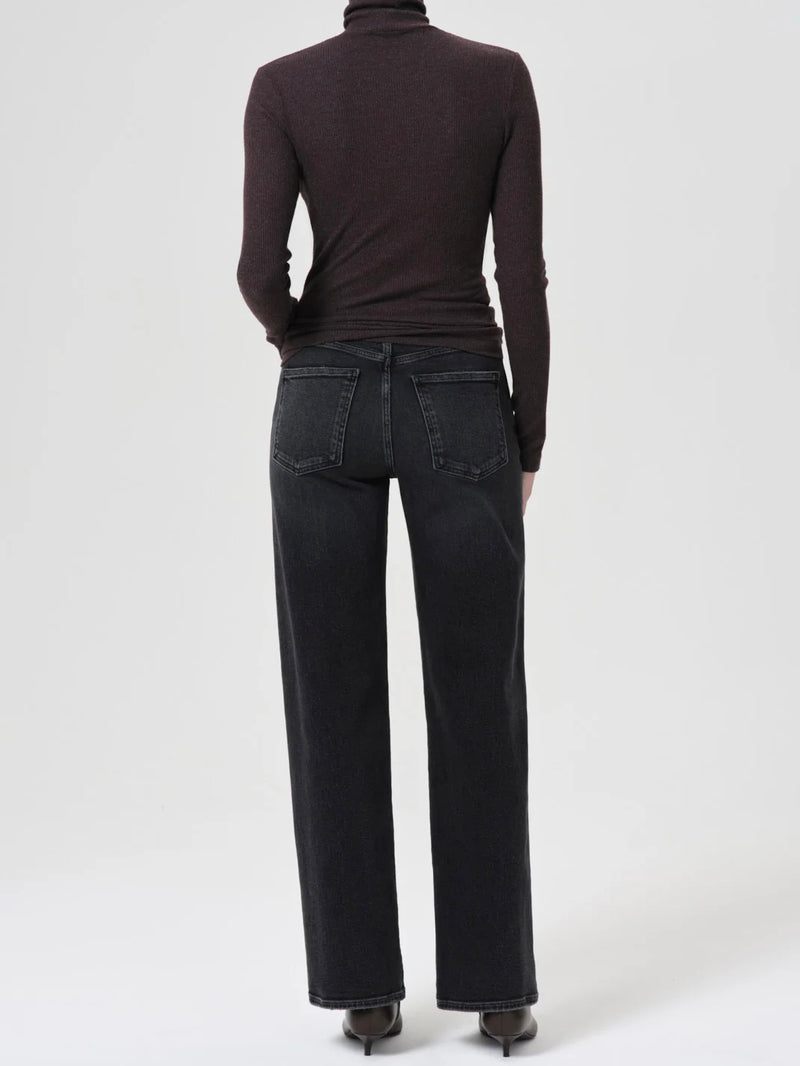 Harper Straight Jean in Hush (Stretch)