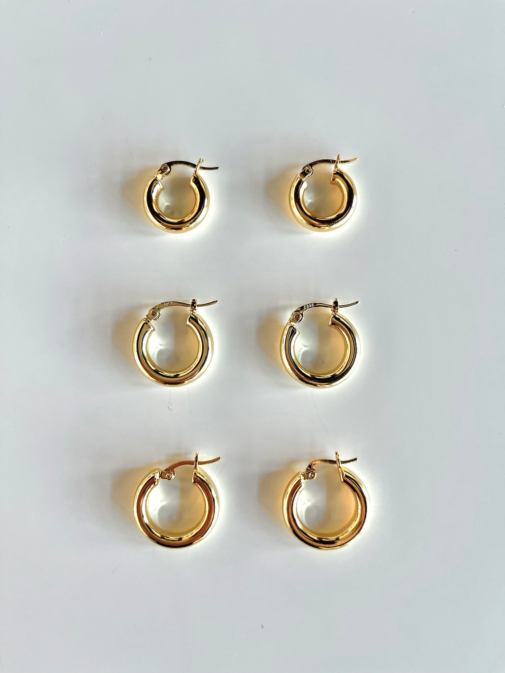 Essie Classic Small Hoops in 18K Gold Plated