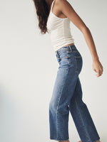 Harper Straight Jean in Fix (Stretch)