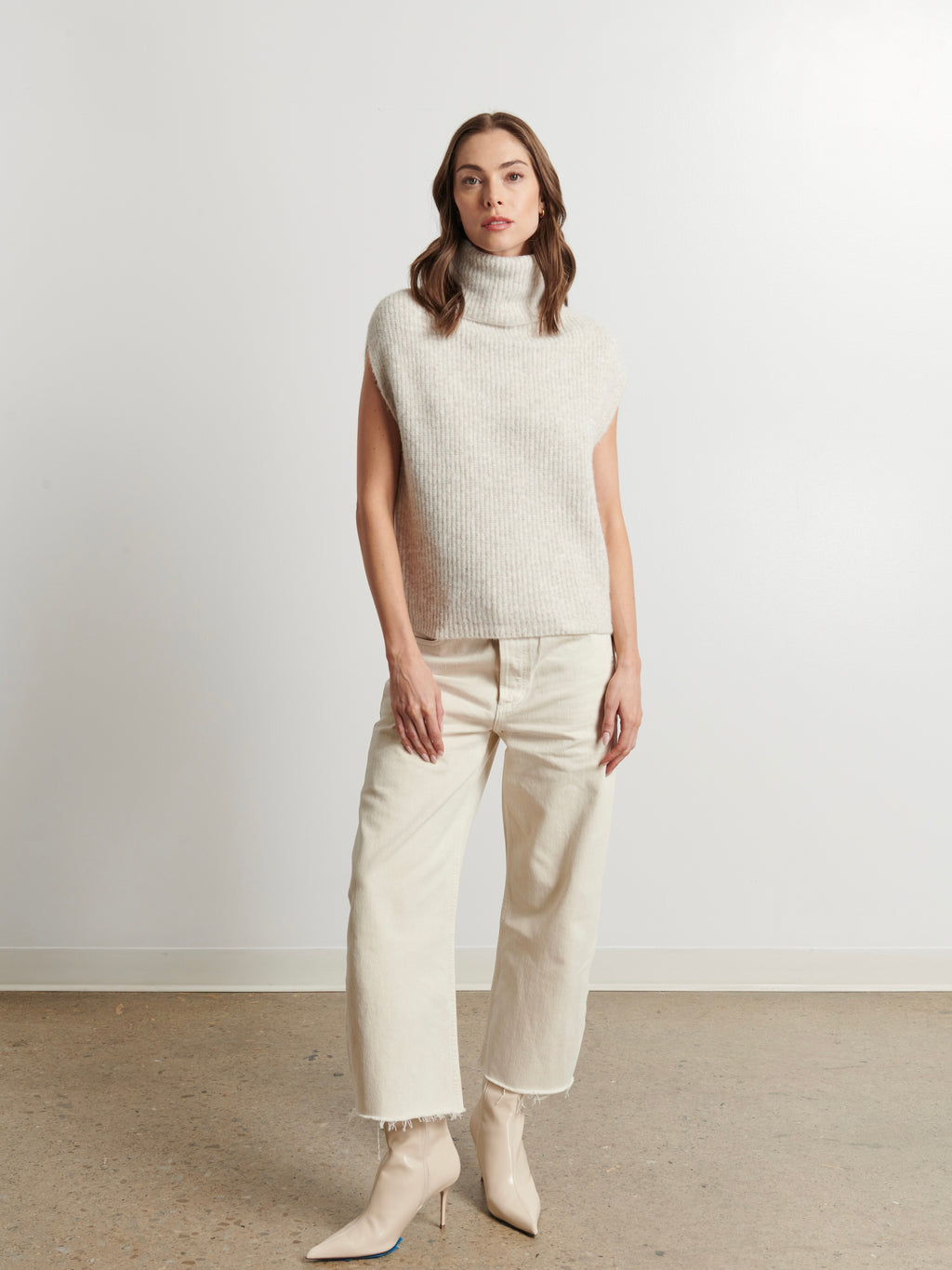 Lenore Sleeveless Turtleneck in Birch
