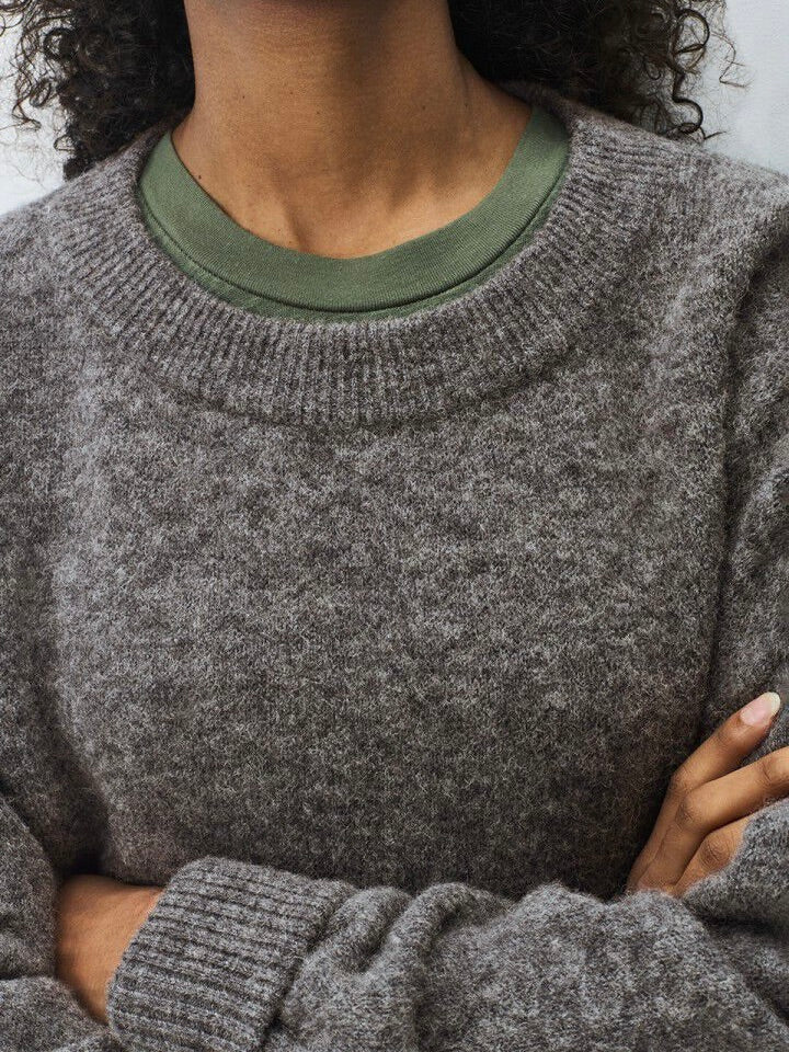 Vitow Knit Jumper in Acier Chine