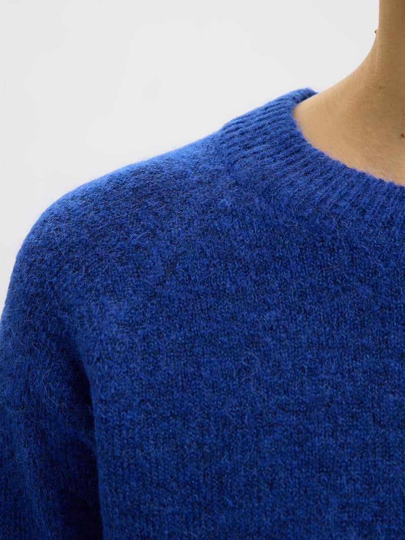 Lulu Knit O-Neck Sweater in Dazzling Blue