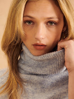 Emmett Turtleneck in Chambray