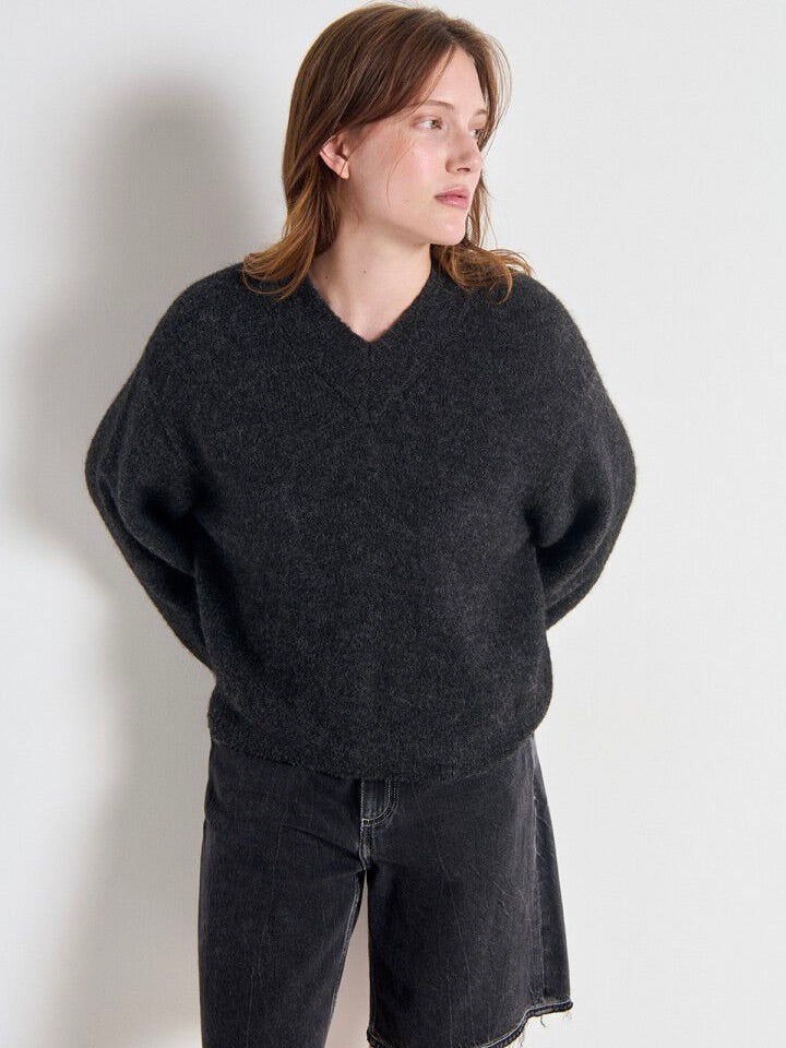East Knit Jumper in Anthracite Chine