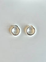 Essie Classic Large Hoops in Sterling Silver