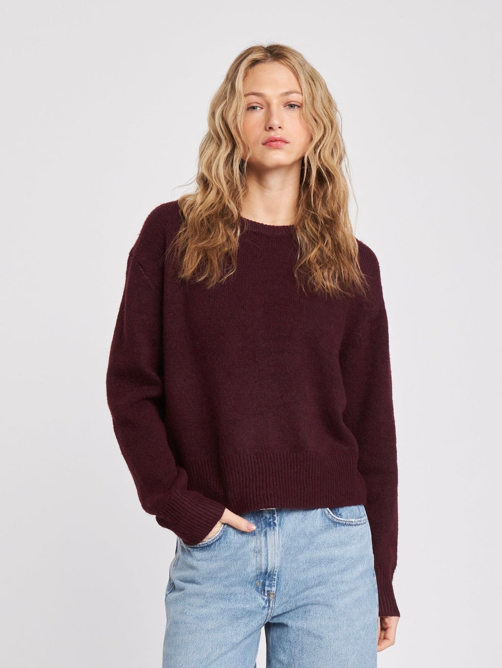 Wilfred Boxy Sweater in Merlot