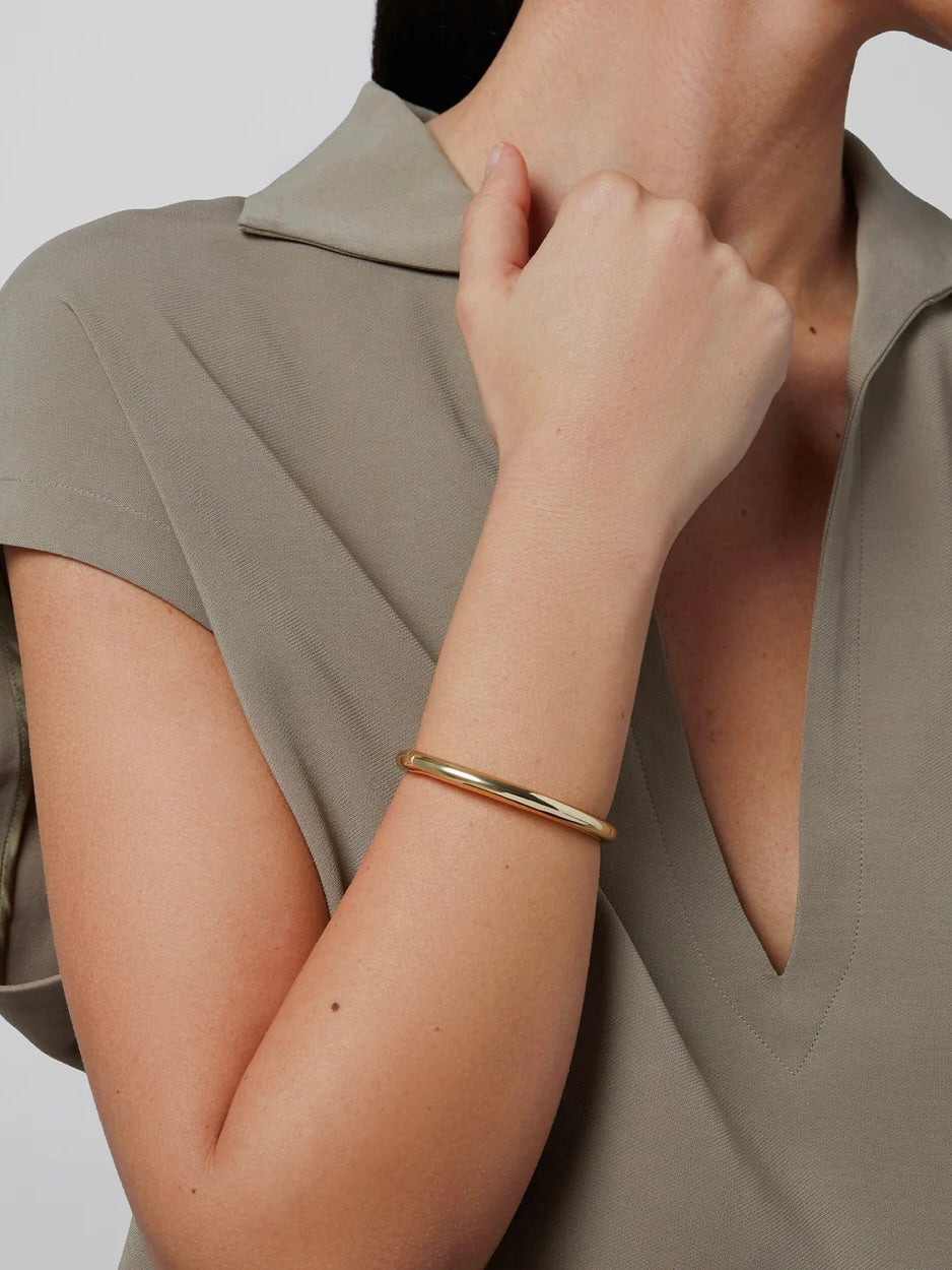 Gia Bangle in High Polish Gold