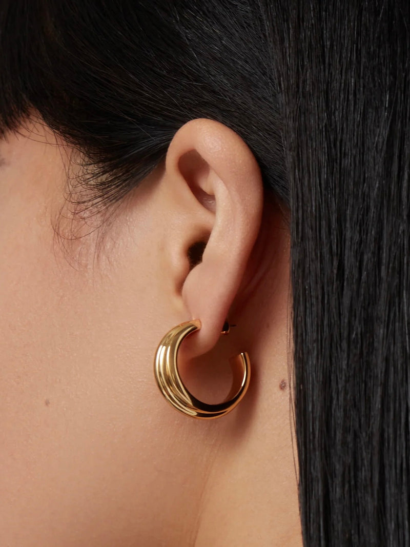 Lennon Hoops in Gold
