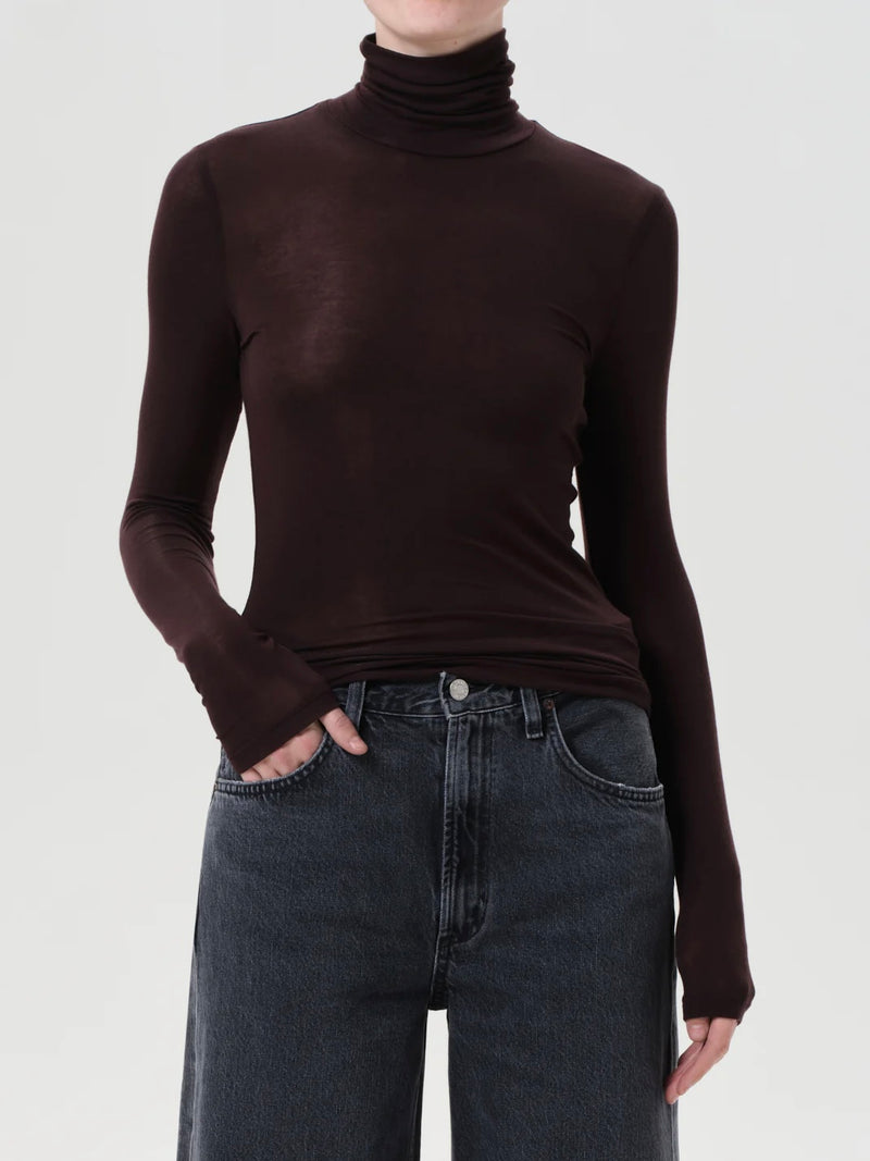 Pascale Turtleneck in Root