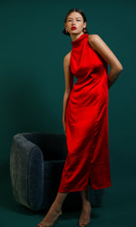 Brayeln Mock Neck Midi in Red