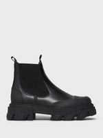 Calf Leather Low Chelsea Boot in Black