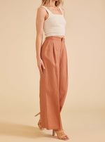 Dylan Wide Leg Pant In Amber