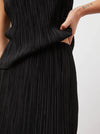 Stella Textured Midi Skirt in Black