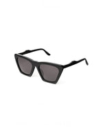 Lisbon in Black w/ Flat Grey Lenses