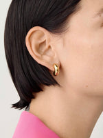 Tome Small Hoops in Gold