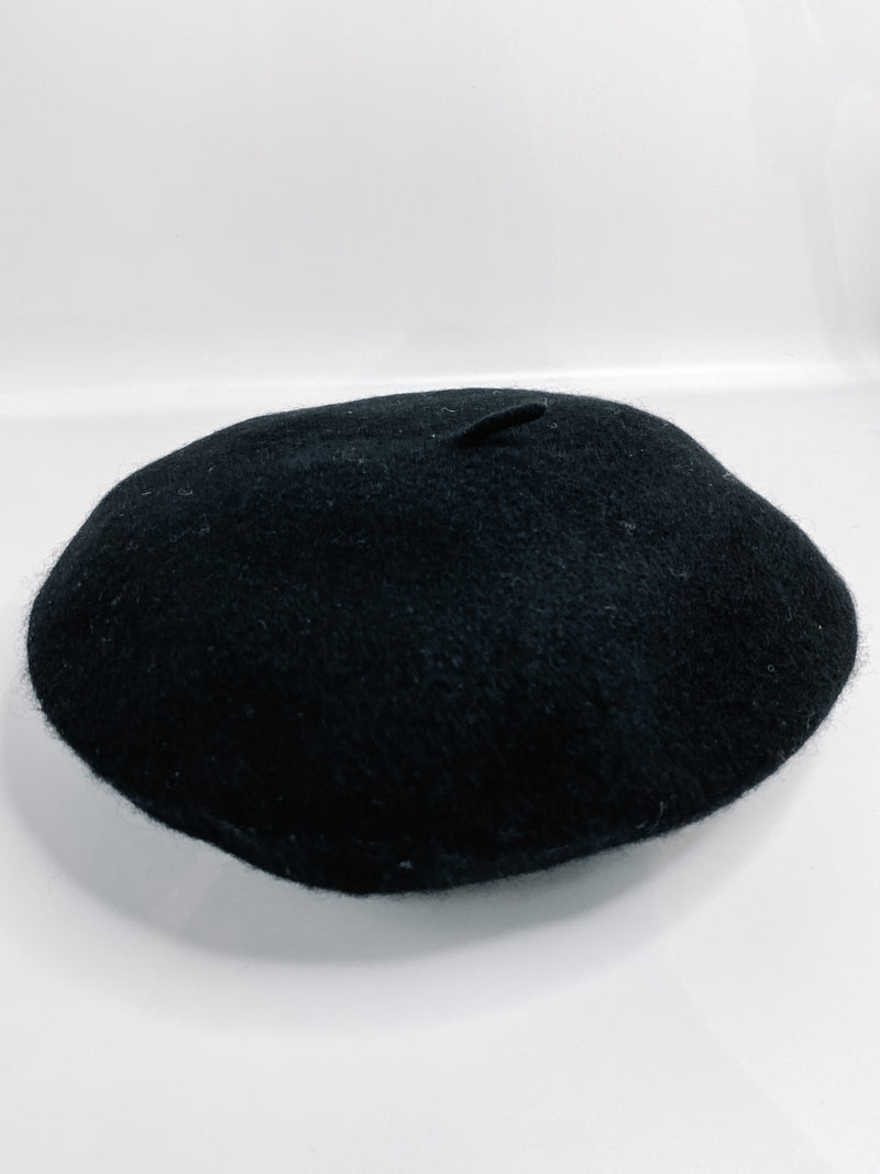 Soft Wool Beret in Black
